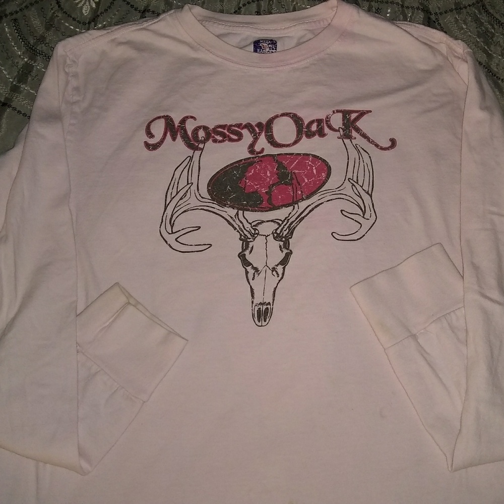 Pink mossy oak whitetail shirt